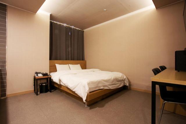 A7 Hotel Suwon Luaran gambar